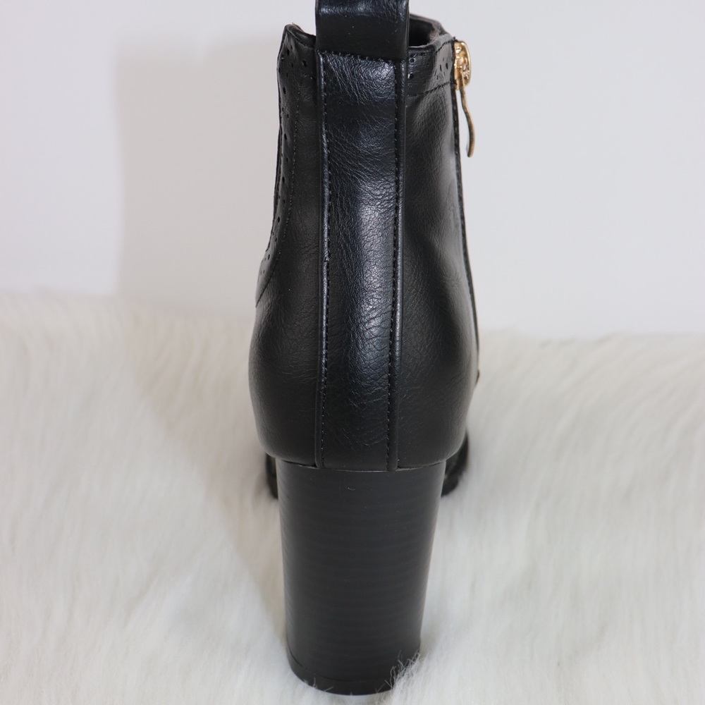 ROUND TOE OXFORD BOOTIES. - Picture 8 of 8